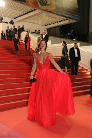 As atrizes portuguesas rita pereira e victoria guerra e a fadista mariza estão no festival de cannes, com a magnum! Rita Pereira Arrasa No Festival De Cinema De Cannes