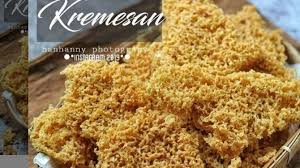 Resep cara membuat kremesan dengan memakai tepung bumbu instan dari indofood. Gampang Gampang Susah Resep Kremesan Kriuk Gurih Ini Anti Gagal