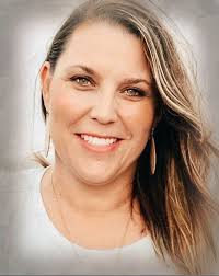 Rachel Coward's Instagram, Twitter & Facebook