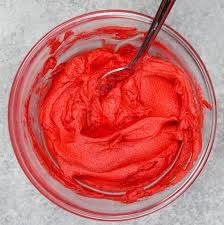It will help you use the least amount of food coloring to get those deep dark colors you are looking for!!! Red Frosting The Secret To Making Super Red Buttercream Frosting
