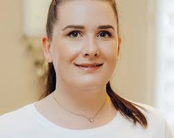 Sandra Pfeiffer's Instagram, Twitter & Facebook