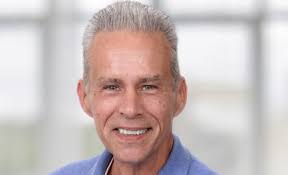 Chris Mock's Instagram, Twitter & Facebook