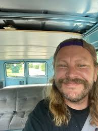 ATTENTION VANNERS***** Just a few more days to go....have you nominated a  ***Van of the Year and Vanner of the Year***?....Do your friends know about  this? Please click the banner to go