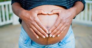 I Ve Had Two Pain Free Natural Births These 3 Things Worked For Me Mama Glow