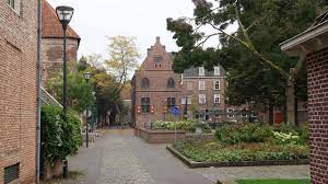 Onze dynamische hanzestad is een plek voor creatieve studenten, inventieve ondernemers en eigenwijze vrijdenkers. Why Should I Study In Zwolle