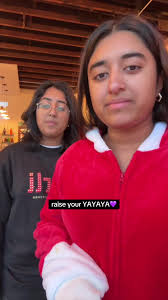 Dutch Raise Your Yayaya