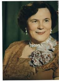 Cheri Mello's Instagram, Twitter & Facebook