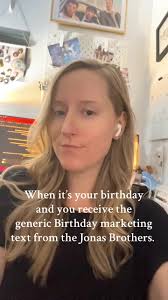 What to Text Jonas Brothers for A Response