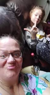 Eva Goode's Instagram, Twitter & Facebook