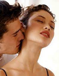 Seduction Decryptez Ses Gestes Elle