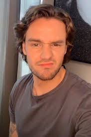 Claudia Lax's Instagram, Twitter & Facebook