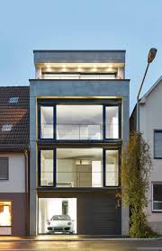 Townhouse In Pfullingen Bamberg Architektur Townhouse Designs Architecture House Townhouse Exterior