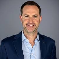 Steven Dressel's Instagram, Twitter & Facebook