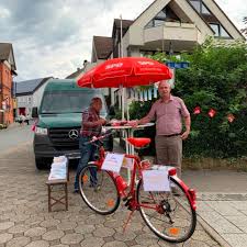 Spd Burgermeisterkandidat Fur Altenbeken Ingo Stucke Blickt Uber Die Egge In 2020 Bad Driburg Bad Burgermeister