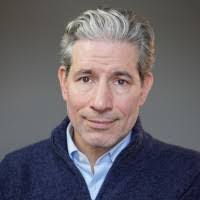 Ollie Clark's Instagram, Twitter & Facebook