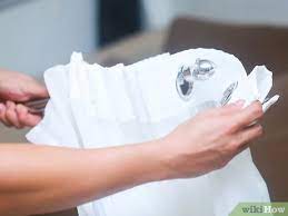Sekilas kita tahu bahwa dalam kehidupan kita banyak bakteri atau kuman yang bisa membahayakan bagi kehidupan kita. Cara Mencuci Gorden Jaring Dengan Gambar Wikihow