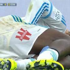 Последние твиты от michy batshuayi (@mbatshuayi). Soccer Player Plays While Proudly Wearing Spongebob Underwear Sbnation Com