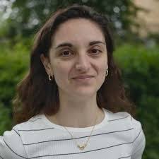 Fiona Glen's Instagram, Twitter & Facebook