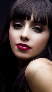 If your hair is black, but you've always wanted to try coloring it red, you can get a rich red color from the comfort of your own home. Black Hair Girl Makeup Red Lip 750x1334 Iphone 8 7 6 6s Wallpaper Background Picture Image