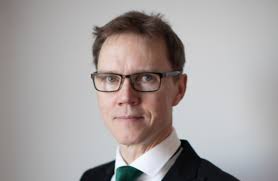 Law professor Diarmuid Phelan found not guilty of murdering man trespassing 