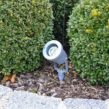 Spike Aussenstrahler Mit Erdspiess Gu10 Aussenleuchten Aussenstrahler Aussenstrahler Aussenleuchten Aussenleuchten Garten