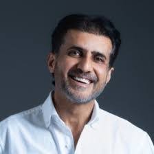 Jay Jayaraman's Instagram, Twitter & Facebook