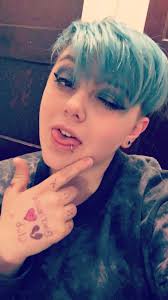 Austin Kulp (@austyshellbound)