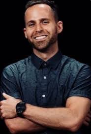 Liam Tracy's Instagram, Twitter & Facebook