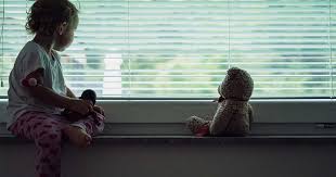 Pensia alimentară (numită oficial, pensie de întreținere minor) reprezintă obligația părintelui necustodian (sau a părintelui custodian nerezident) în favoarea copilului, stabilită în urma pronunțării unei sentințe de divorț sau în urma separării unor părinți necăsătoriți. Abandonul De Familie Incriminat In Codul Penal Avv Paolo Dall Ara