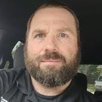 Kevin Munk's Instagram, Twitter & Facebook