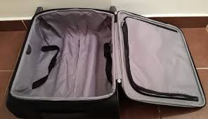 Află dimensiunile bagajelor de mână pe care ai voie să le iei cu tine în avion în 2018! Moale Spectru FelicitÄƒri Troller Bagaj Mana Footballswagger Com