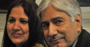 I enjoy being a doctor. My businessmen, engineer and software friends might  earn more than me, bankers may have more benefits than me. But I still  enjoy being a doctor because I