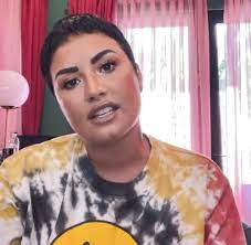 We did not find results for: Non Binar Demi Lovato Sieht Sich Weder Als Frau Noch Als Mann Welt