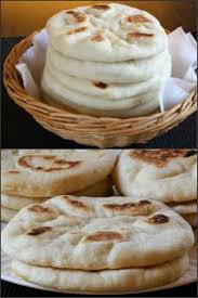 Pita Bread Is A Very Easy To Make Soft And Delicious Flatbread Prepared Using Flour And Served With Falafel Recettes De Cuisine Cuisine Et Boissons Nourriture