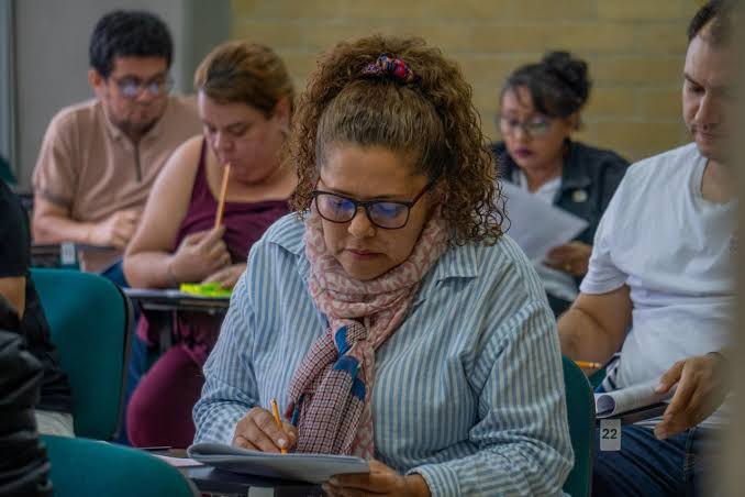 MinEducación abre más de 9.200 plazas en colegios públicos; así puede  postularse - El País