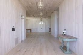 Wedding Venue Barn Wedding Venues Budget Planning Modern Barn House White Sparrow Barn Barn Wedding Venue