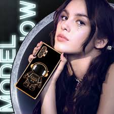 Amazon.com: Buleens Funda para Samsung Galaxy Note 10 Plus con soporte de  astronauta, fundas para teléfono Galaxy Note 10 Plus para niñas y mujeres,  funda con patrón de corazón 6D Spaceman para