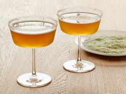 Both are so easy to create your new favorite fall mocktail. 50 Thanksgiving Cocktail Recipes And Ideas Thanksgiving Recipes Menus Entertaining More Food Network Food Network