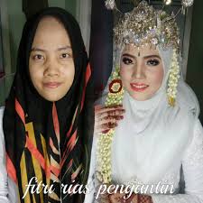 Diserta mahkota siger khas sunda indonesia terdiri dari. Adat Sunda Syar I Dekorasi Tenda Rias Pengantin Fitri ÙÙŠØ³Ø¨ÙˆÙƒ