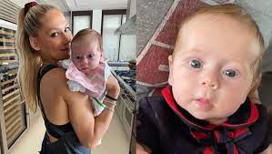 Anna Kournikova y Enrique Iglesias mostraron a Mary, su beba de dos meses | Ciudad Magazine
