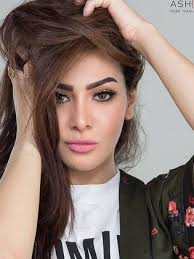 علقت الفنانة المصرية ميرهان حسين على تلقيبها بـ كيم كاردشيان الغلابة مؤكدة إنها وقالت ميرهان حسين، خلال حلولها ضيفة على برنامج ليلة الخميس المذاع على قناة أم بي. Ù…ÙŠØ±Ù‡Ø§Ù† Ø­Ø³ÙŠÙ† ïº—ï»¤ïºœï»´ï»ž ÙÙŠÙ„Ù…ÙˆØ¬Ø±Ø§ÙÙŠØ§ ØµÙˆØ± ÙÙŠØ¯ÙŠÙˆ