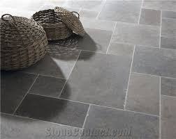 Classic London Grey Limestone Tumbled Pattern Limestone Flooring Kitchen Flooring Grey Flooring