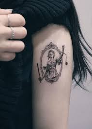 100 Insanely Crazy Black Gray Tattoos That Are Truly Inspiring Thetatt Inspiration Tattoos Mini Tattoos Eslesen Dovmeler