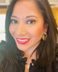 Rosie Morales's Instagram, Twitter & Facebook