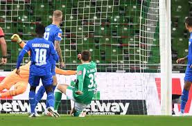Die personalsituation bei der tsg hoffenheim hat sich vor dem punktspiel am sonntag um 18 uhr gegen werder bremen. Werder Bremen Gegen Tsg 1899 Hoffenheim Werder Erreicht Trotz Corona Wirbel Ein Remis Fussball Stuttgarter Zeitung