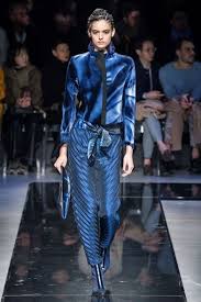 May 30, 2021 · ©: Giorgio Armani Spring 2021 Ready To Wear Collection Fashion Ready To Wear Fashion Week