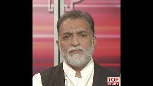 Ziauddin Ansari's Instagram, Twitter & Facebook