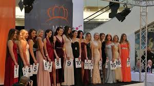 Ima 25 godina, visoka je 175 centimetara, po majci je bosanka, a po ocu sandžaklijka. So Lief Die Wahl Zur Miss Hessen 2019 Vrm Mediathek