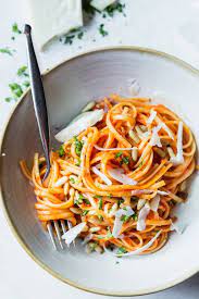Creamy Roasted Red Pepper Pasta Recipe Roasted Red Pepper Pasta Yummy Pasta Recipes Easy Pasta Recipes