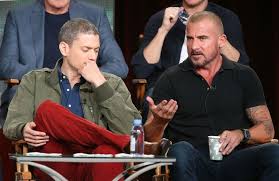 Behind The Prison Break Reunion On The Flash Dominic Purcell Prison Break Wentworth Miller